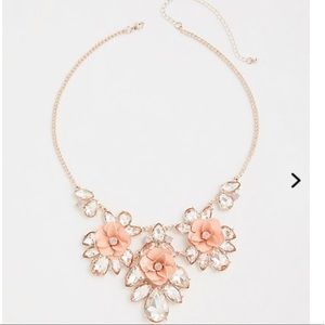 Rose gold crystal flower statement necklace!